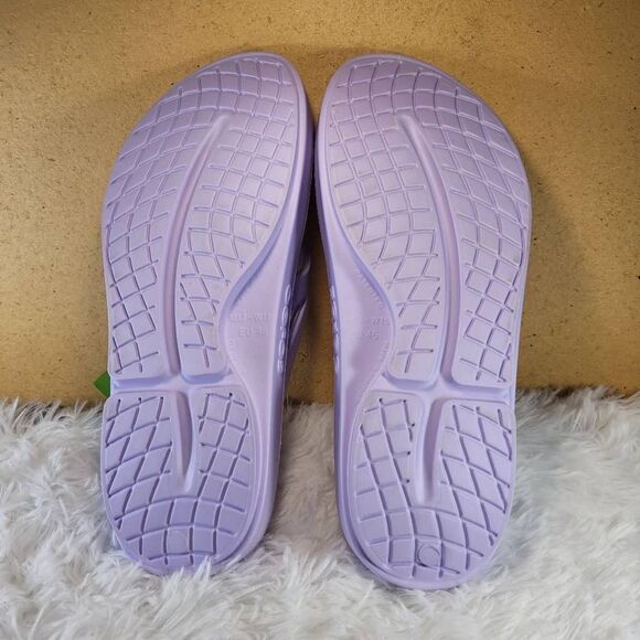 Oofos OOriginal Unisex Lavender Flip Flops- Size M13/W15- NWT - Picture 6 of 9